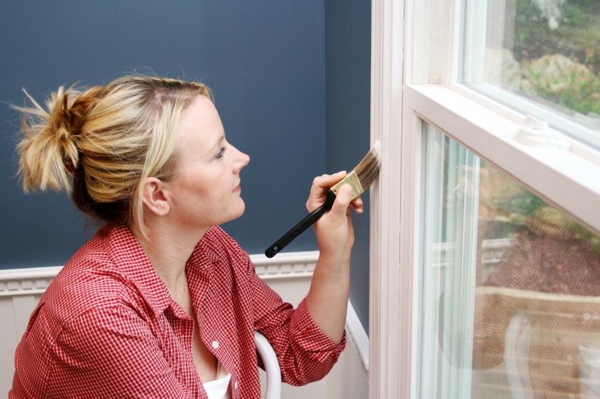 Sådan maler du vinduer, og giver dem nyt liv ! - Maling-Guiden.dk